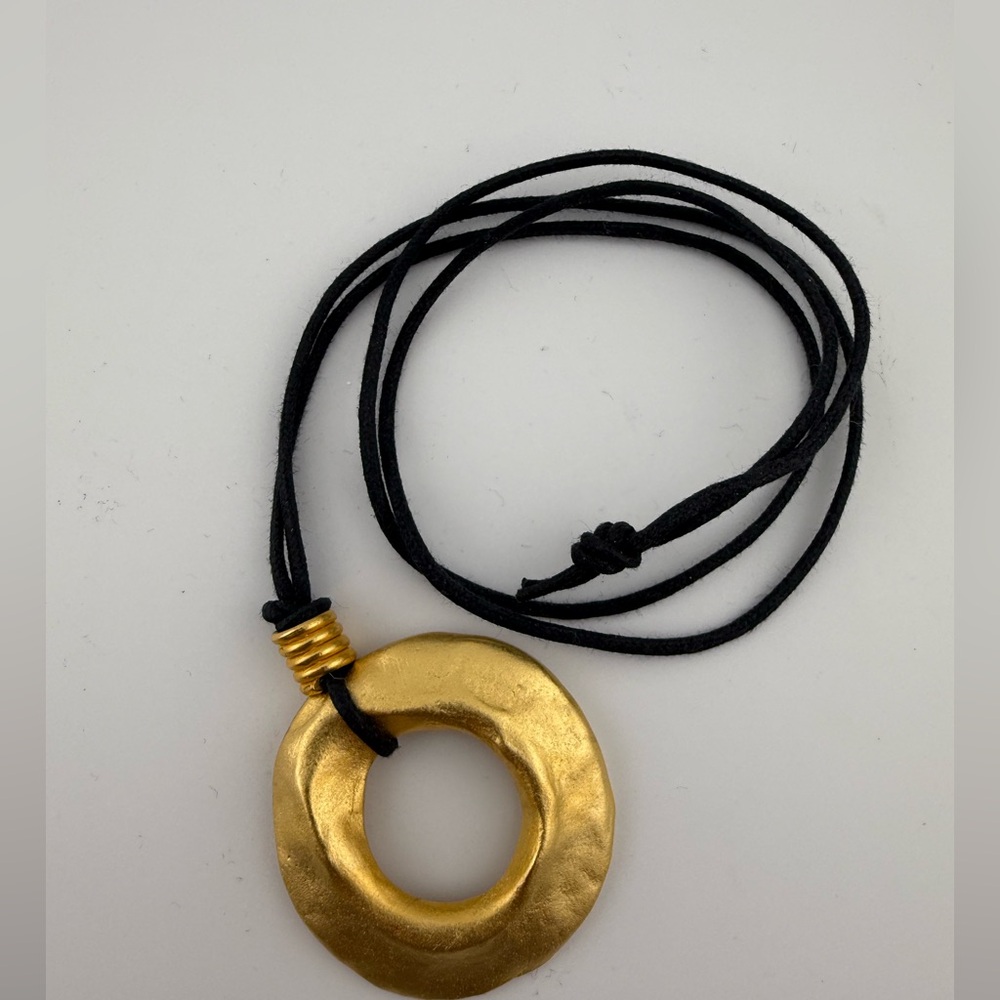 Vintage Necklace with Circular Pendant